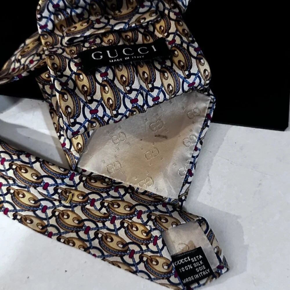 Gucci Gold Silk Tie Link Chain EUC Neckwear White Baroque rococo VTg